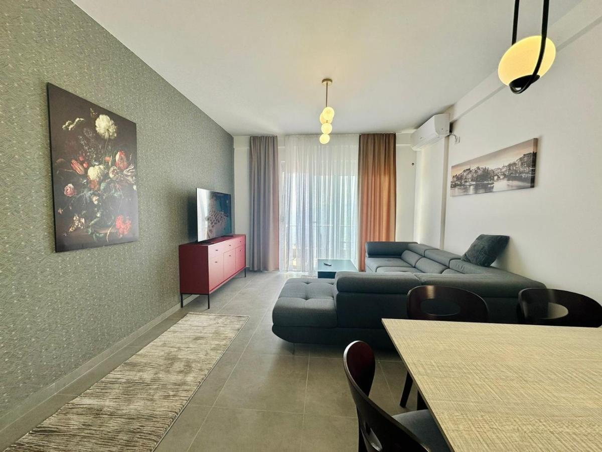 Apartment Celine Sarande Bagian luar foto