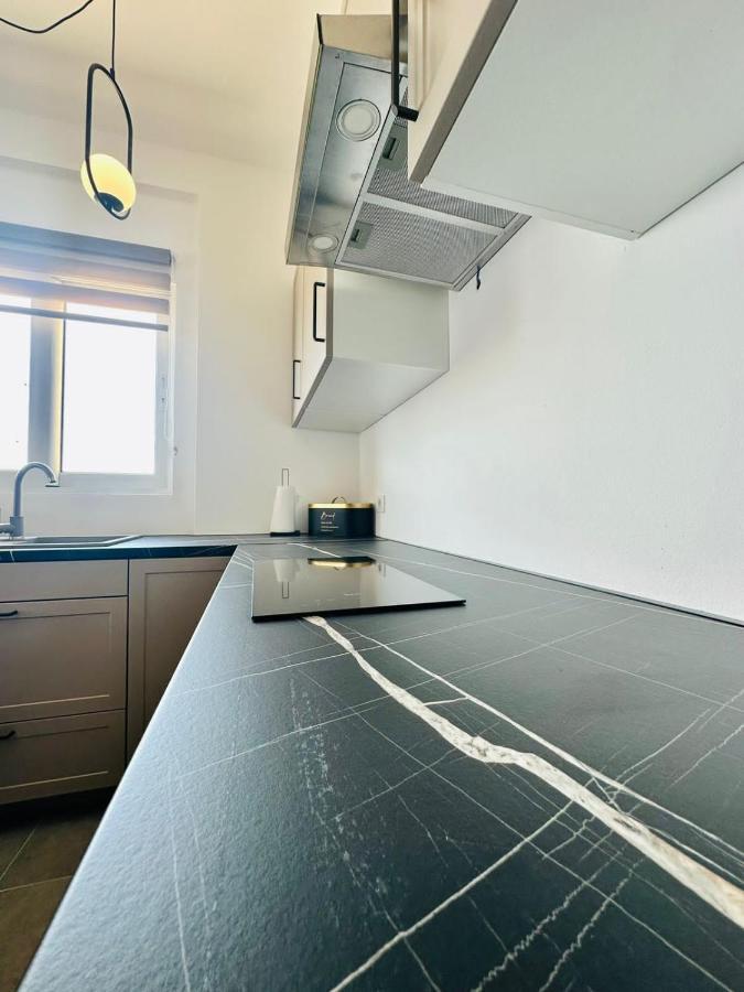 Apartment Celine Sarande Bagian luar foto